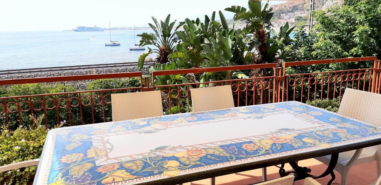 White Lotus Apartment タオルミーナ エクステリア 写真